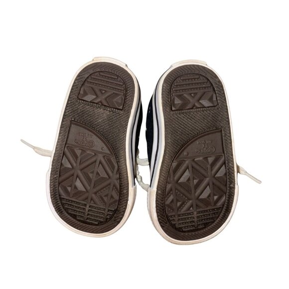 Converse Chuck Taylor All Star Toddler Sneakers - Size 3 - Picture 3 of 3